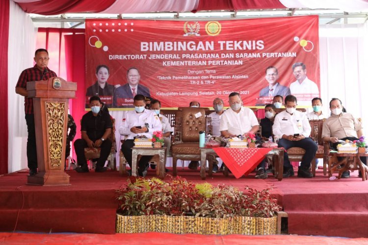 Bimbingan Teknis dan Penyerahan Alsintan oleh Bapak Sudin   Ketua Komisi IV DPR RI dan  Dirktorat Jendral Prasarana dan Sarana Pertanian  Kementrian Pertanian  di Kecamatan Palas Kabupaten Lampung Selatan 