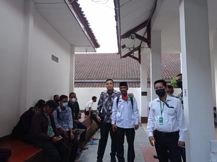 Badan Bantuan Hukum dan  Advokasi Rakyat (BBHAR) DPC PDI Perjuangan Lampung Selatam  Mendampingi perkara Pasar Bumi Restu kecamatan Palas kabupaten Lampung Selatan 