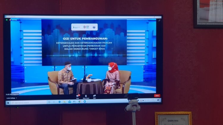 Hj.Winarni Nanang Ermanto Menjadi Narasumber Webinar Gizi untuk Pembangunan