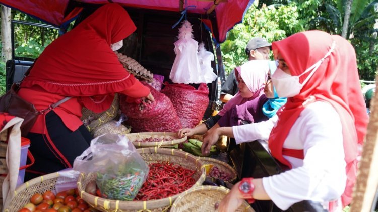 Germas dan Bhakti Sosial di desa Padan Kecamatan Penengahan 