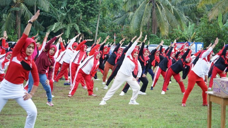 Germas dan Bhakti Sosial di desa Padan Kecamatan Penengahan 