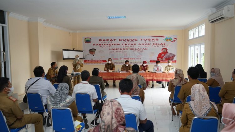 Rapat gugus tugas KLA di aula rimau bapeda lampung Selatan