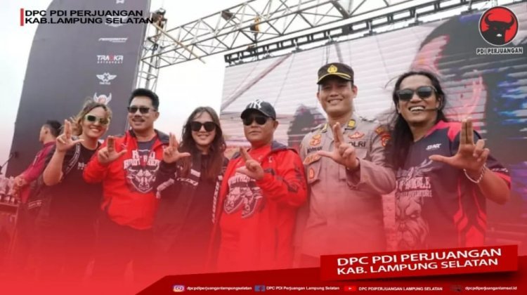 Bupati Lampung Selatan H. Nanang Ermanto membuka Kejuaraan Motocross dan Grasstrack sekaligus meresmikan Arena Sirkuit Motocross yang terletak di Desa Kedaton, Kecamatan Kalianda.