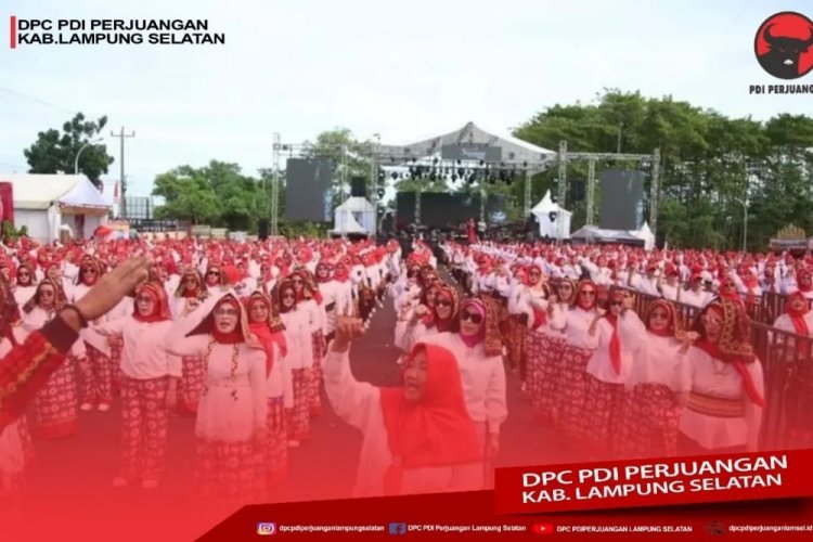 H. Nanang Ermanto melaksanakan pagelaran Tari Tradisional Massal yang dihadiri 2.000 Penari Lokal.