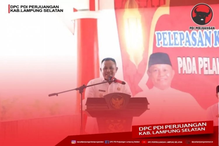 Bupati Lampung Selatan H. Nanang Ermanto melepas Kafilah Musabaqoh Tilawatil Qur'an (MTQ) Lampung Selatan yang akan mengikuti MTQ tingkat Provinsi Tahun 2022 di Aula Sebuku Rumah Dinas Bupati Lampung Selatan.