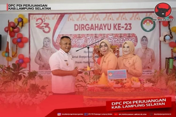 Bupati Lampung Selatan H. Nanang Ermanto menghadiri acara Peringatan Hari Ulang Tahun (HUT) ke - 23 Dharma Wanita Persatuan (DWP) Kabupaten Lampung Selatan, yang berlangsung di Aula Sebesi.