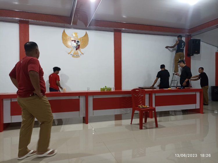 Ketua DPC PDI Perjuangan Lampung  Selatan H. Nanang Ermanto Terus Meninjau dan Ikut Serta Dalam  Progres Pembangunan Aula DPC PDI Perjuangan Lampung Selatan 