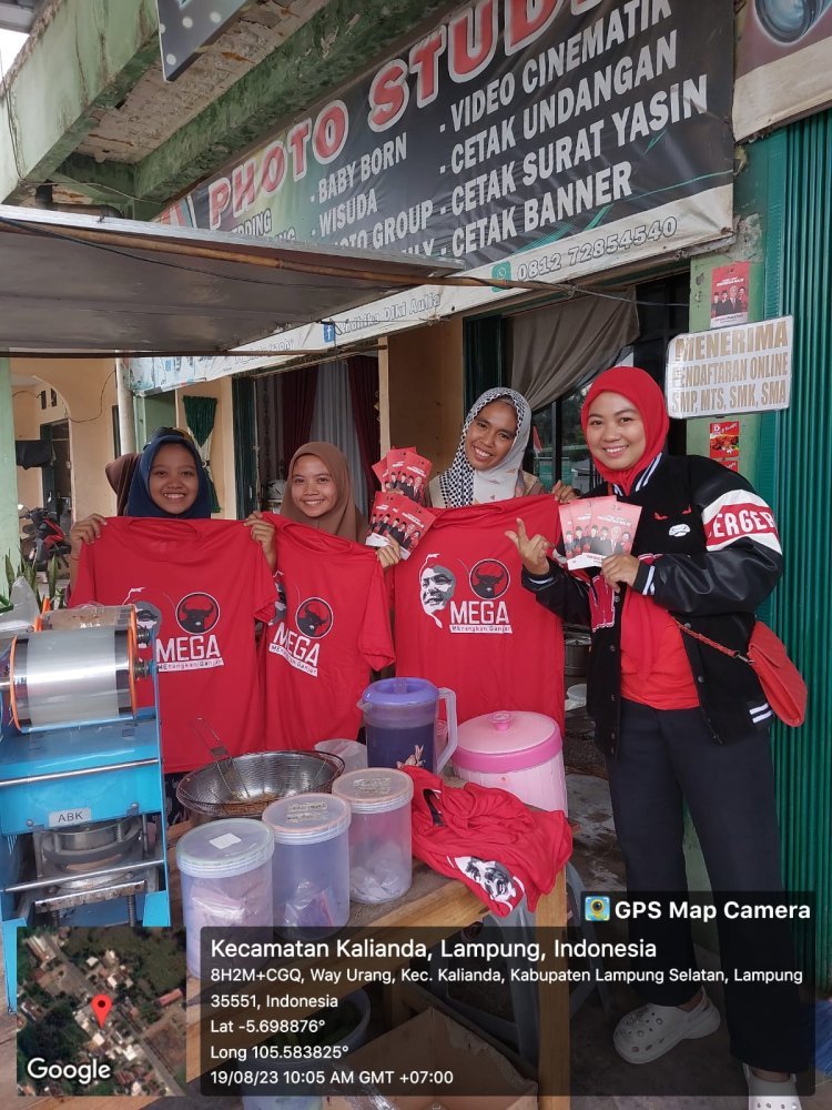 Banteng Lampung Selatan Bagikan 10.000 Stiker Ganjar Pranowo  ke Masyarakat