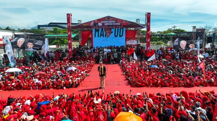 Hadir di Lampung Selatan, Ganjar Pranowo Disambut Ribuan Kader Banteng Selatan