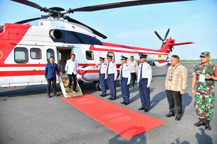 Bupati Nanang Ermanto Lepas Keberangkatan Presiden RI Joko Widodo ke Jakarta